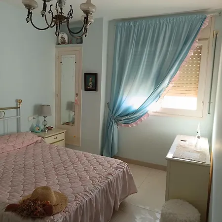 Teresa Holiday home Les Tres Cales